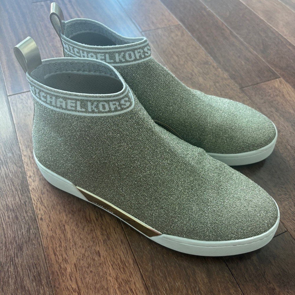 MICHAEL Michael Kors sneakers, size 9